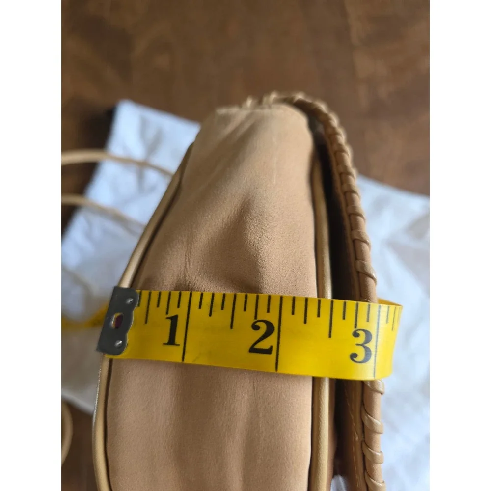 Donald J Pliner Tan Leather Embroidered Saddle Crossbody Bag Whipstitch Detail